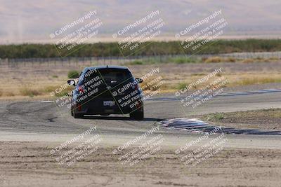 media/Oct-04-2025-OnGrid (Sat) [[44bd565ffa]]/Yellow Group/Grapevine/